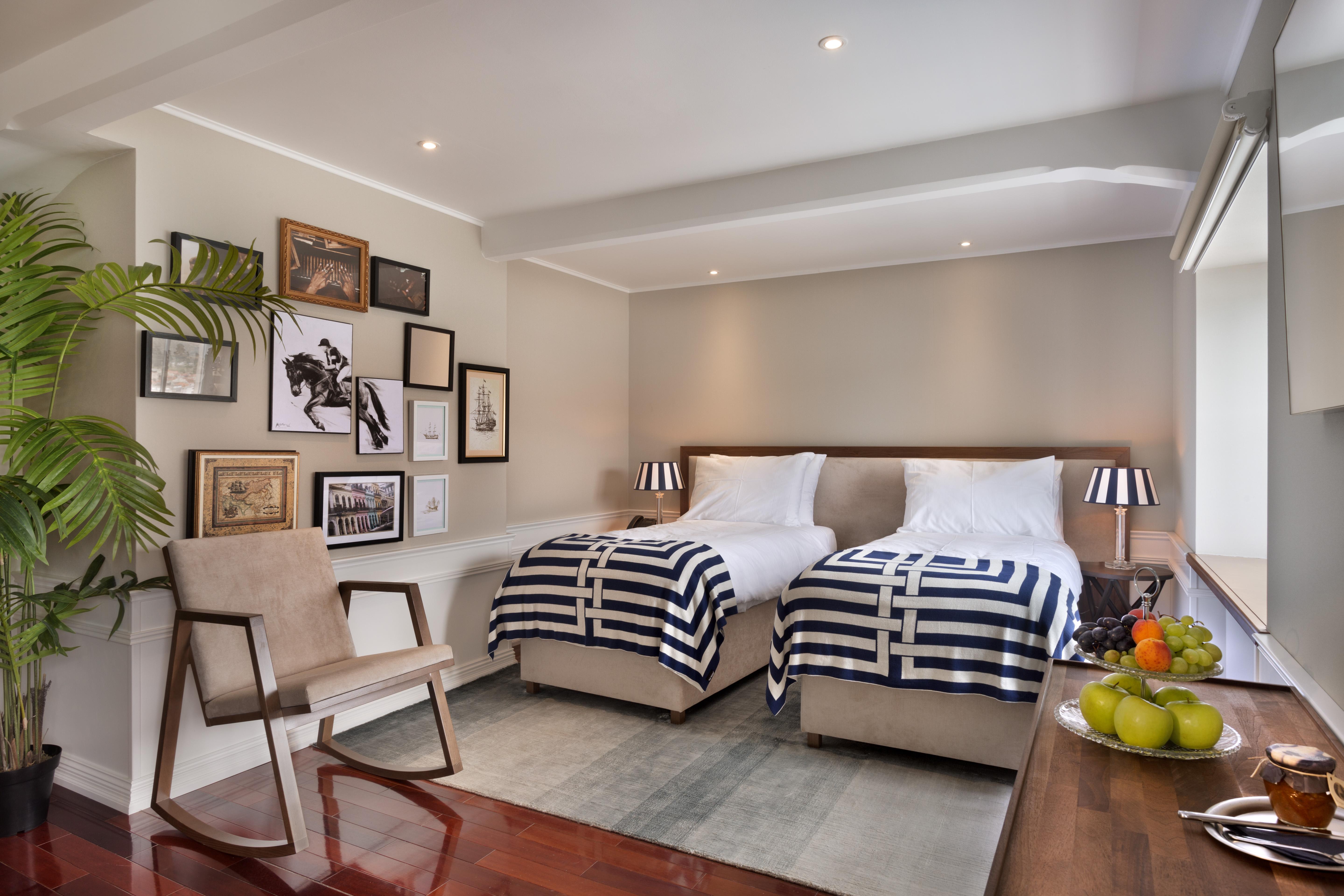 Hotel Brown House &