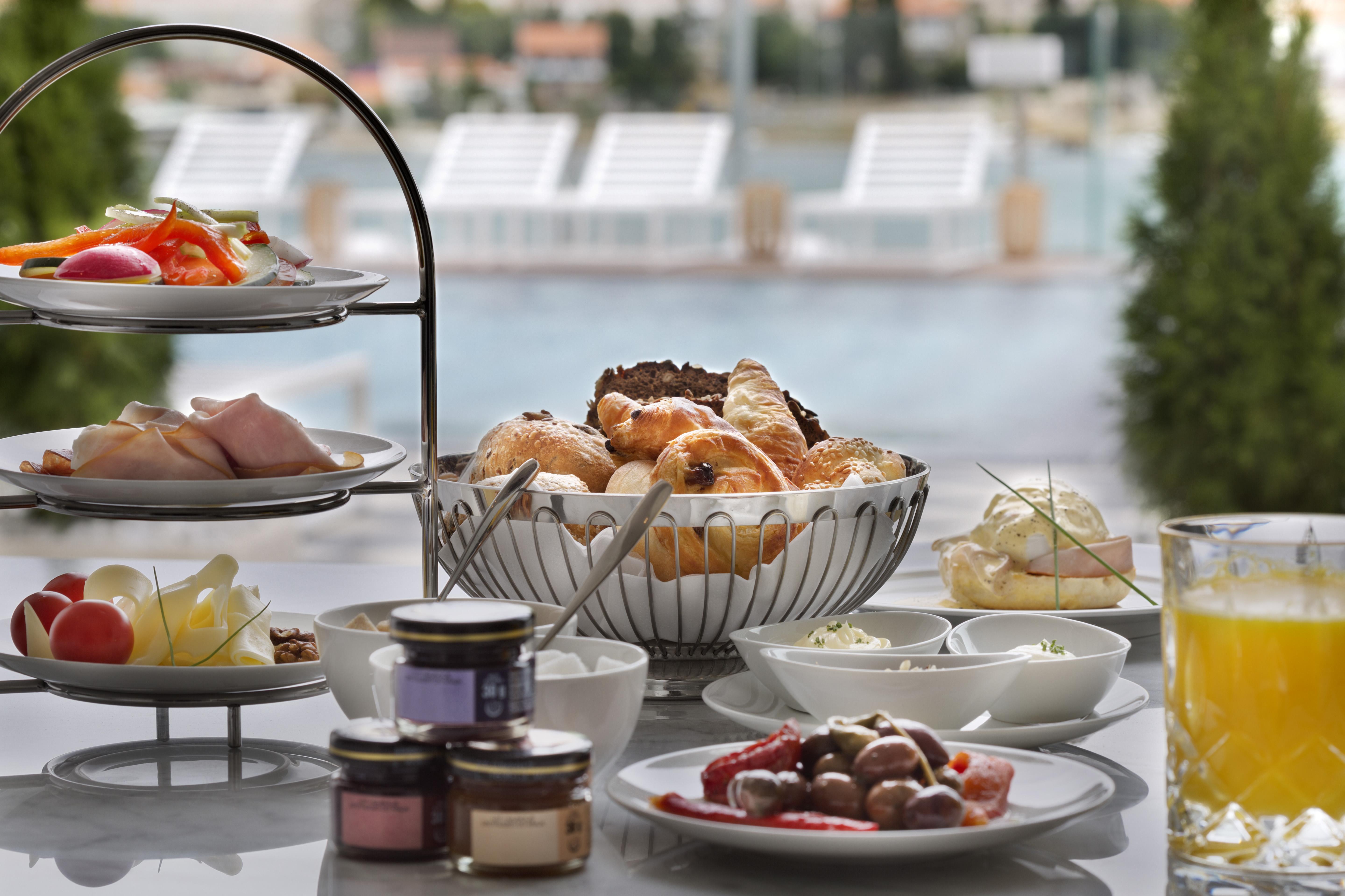 Hotel Brown House & Trogir