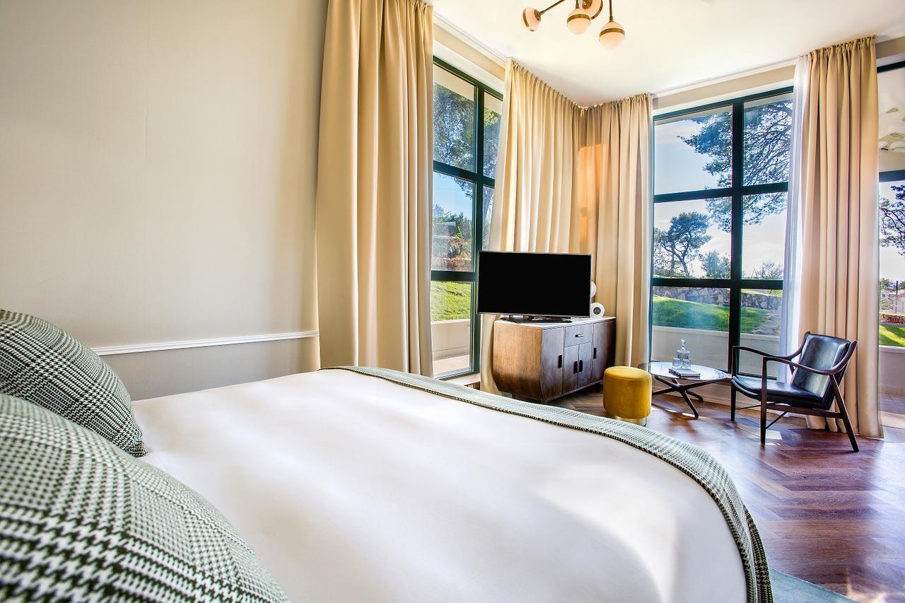 Brown House & 4* Trogir